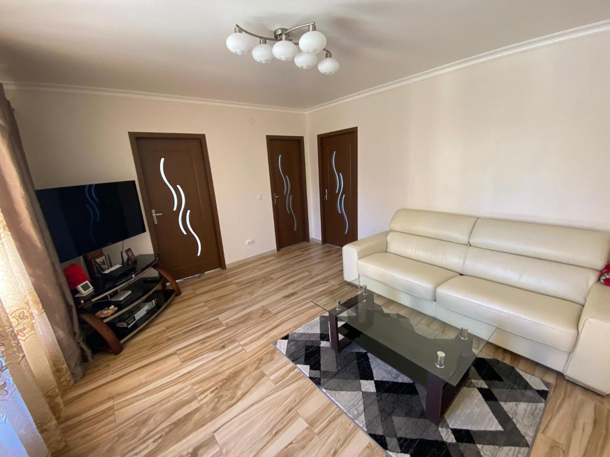 Transilvania Rent Hunedoara Luaran gambar