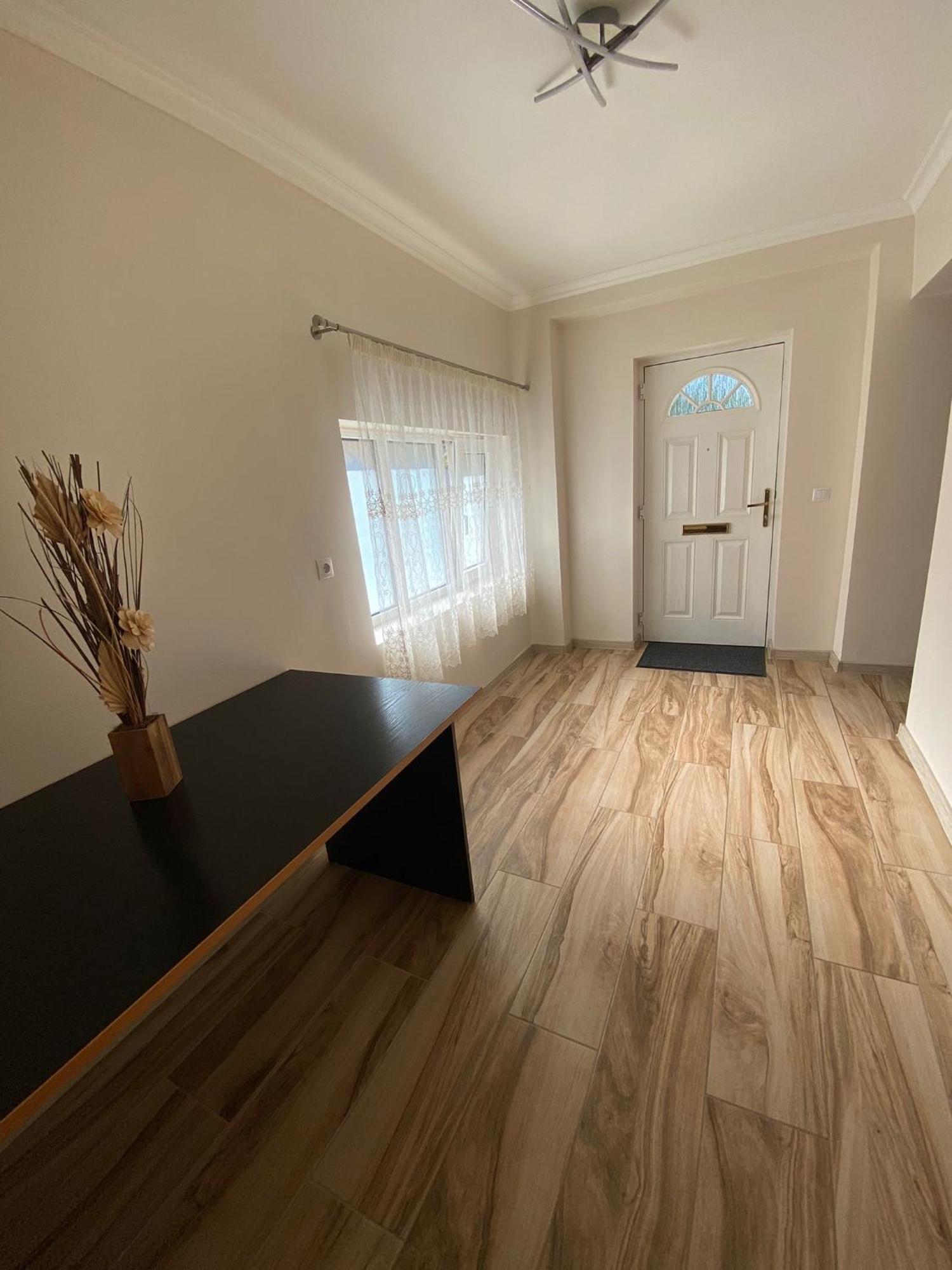 Transilvania Rent Hunedoara Luaran gambar